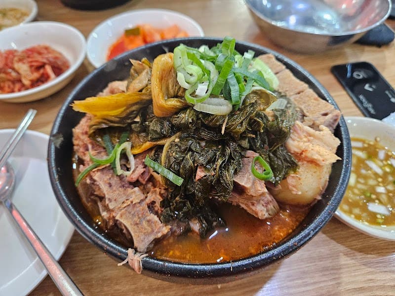 Somunnan Seongsu Gamjatang