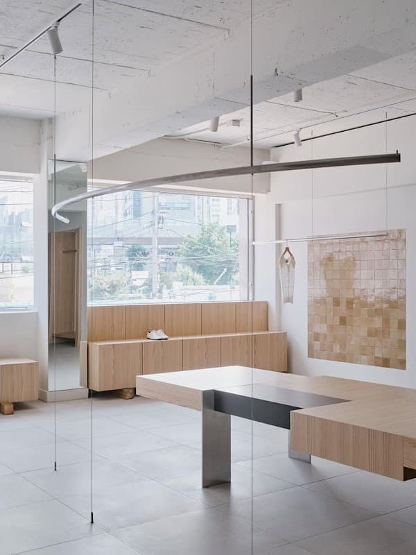 OURO SHOWROOM FLAGSHIP