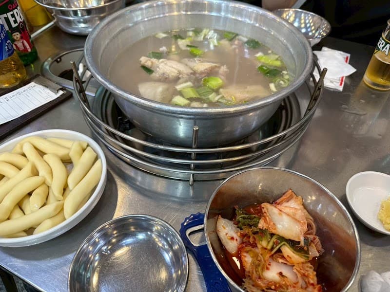 Myeongdong Dakhanmari