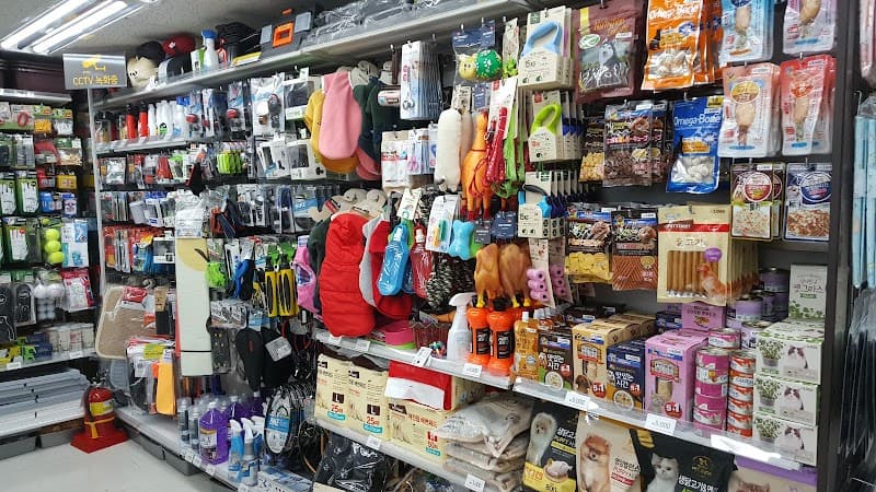Daiso Konkuk Univ. Entrance