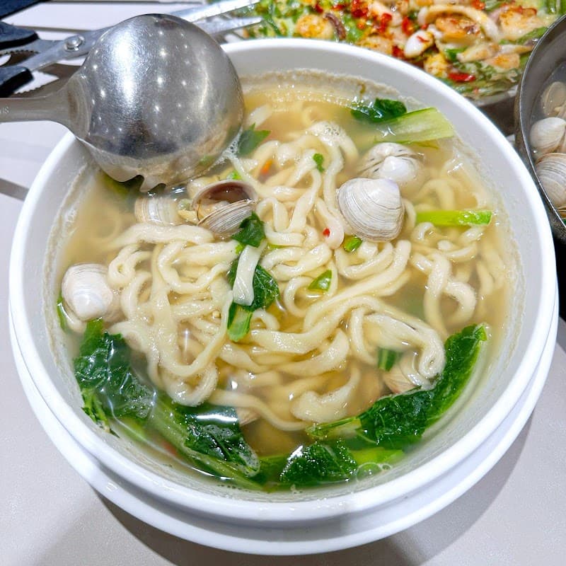 Jojo Kalguksu Seongsu