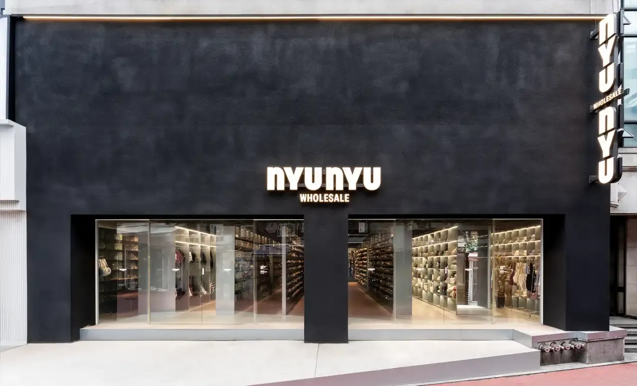 NYUNYU Hongdae
