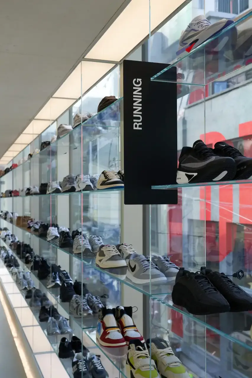 KREAM DOSAN FLAGSHIP STORE