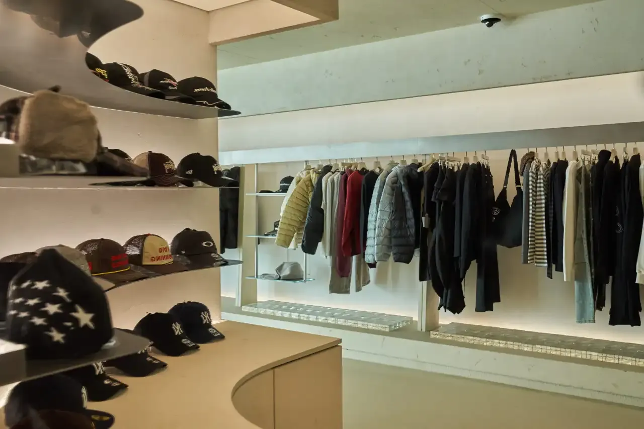 KREAM DOSAN FLAGSHIP STORE