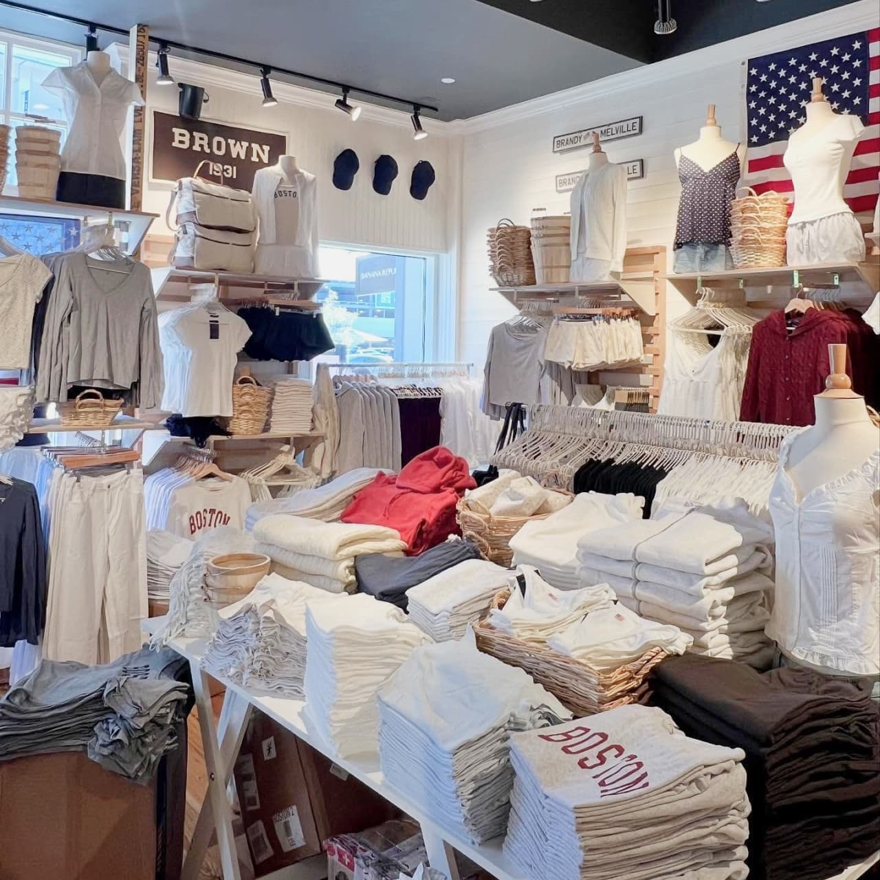 Brandy Melville Seongsu
