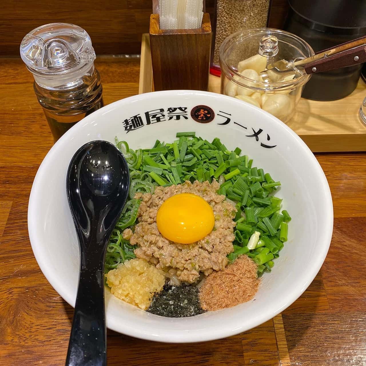メンヤマツリ ソンス