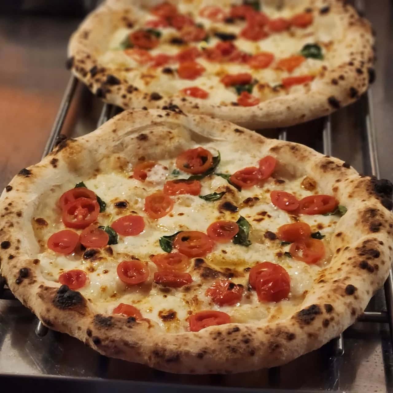 Ire Pizza House