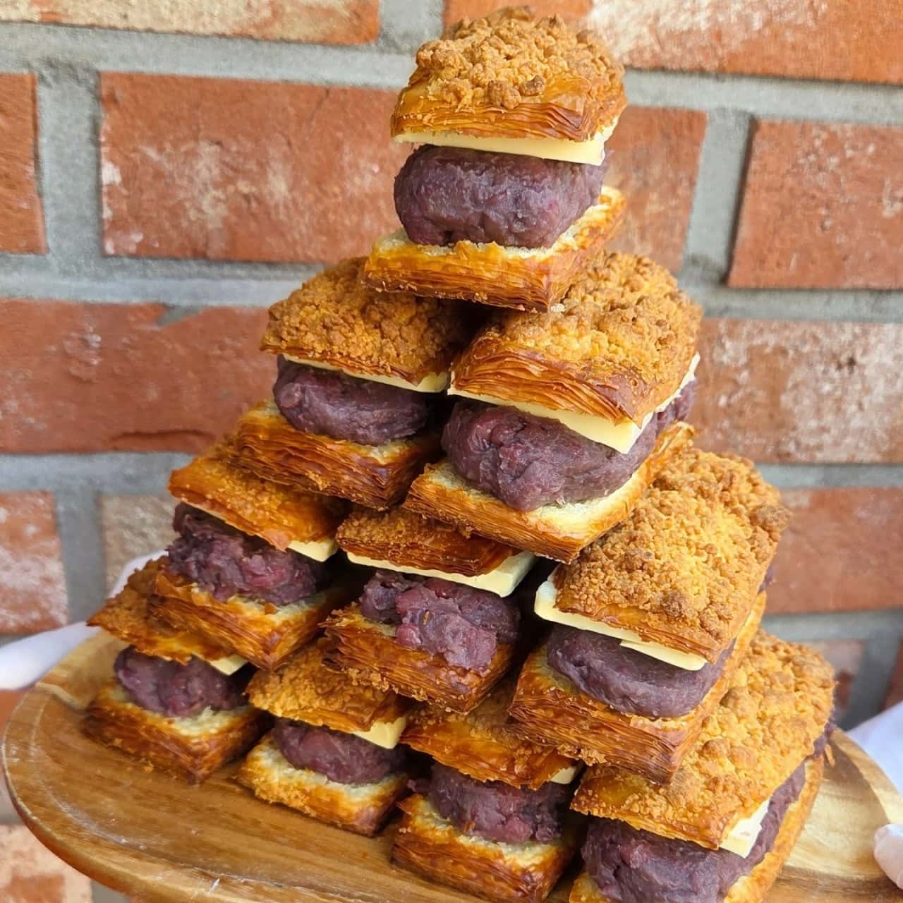 UGLY BAKERY Mangwon