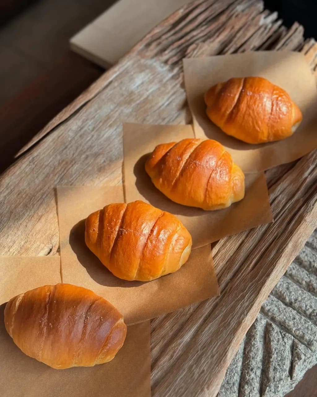 Jayeondo Sogeumppang (Salt Bread) Ikseon