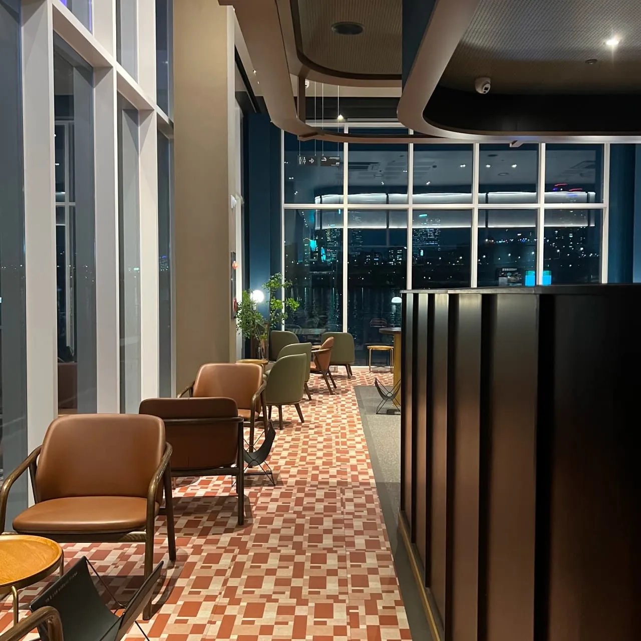 Starbucks 纛島漢江公園